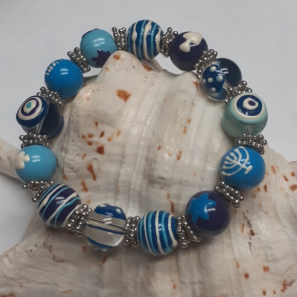 Blue tones Glass and Ceramic Bracelet - Picture 3 of 5